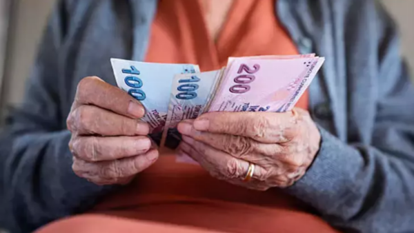 Emekli maaşına ek zam: Tarih verildi