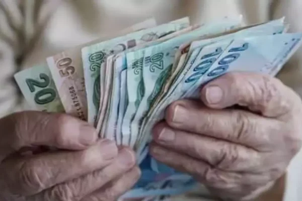 Bu tarihten sonra sigortalı olanlar dikkat: Emekli maaşları kesiliyor