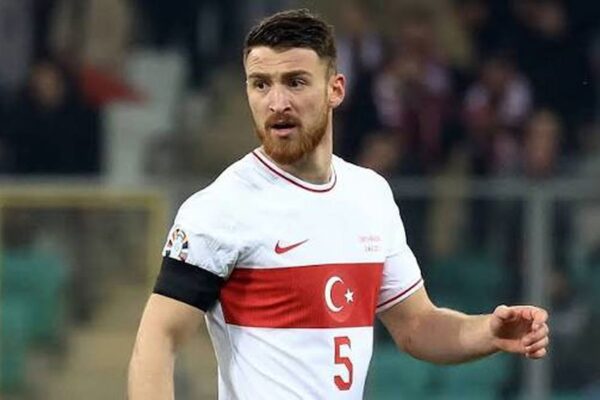 Beşiktaş Salih Özcan’ı kadrosuna katıyor