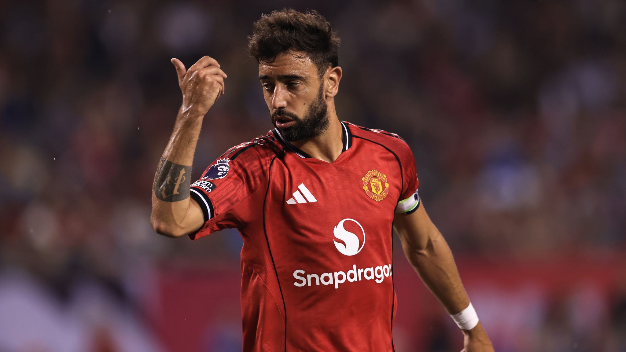 Galatasaray, Bruno Fernandes ile ilgileniyor.