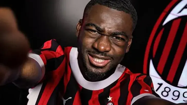 Galatasaray, Leao’nun ardından Milanlı bir yıldızı daha transfer etmek istiyor
