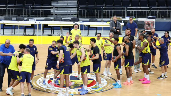 Fenerbahçe Basketbol Takımı Avrupa Ligi Süper Kupa’da mücadele edecek