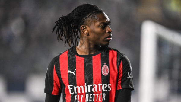 Galatasaray Leao transferinden vazgeçti