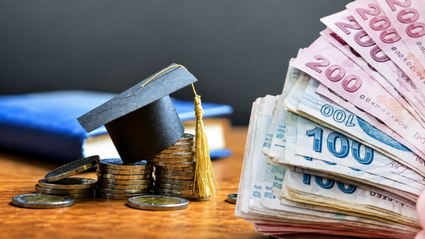 Öğrencilere burs, misafirhane ve kırtasiye desteği: Başvurular başladı
