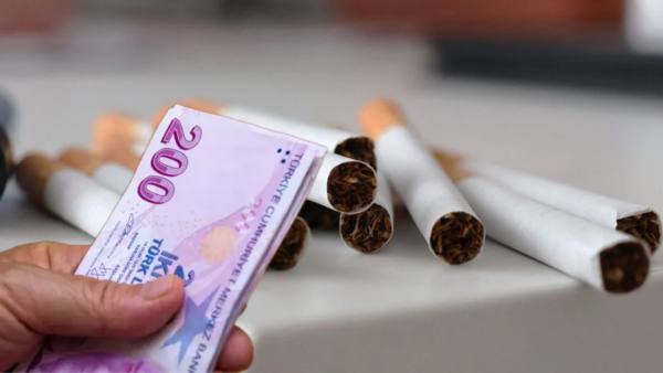 Sigaraya yine zam geldi: Yarından itibaren geçerli olacak