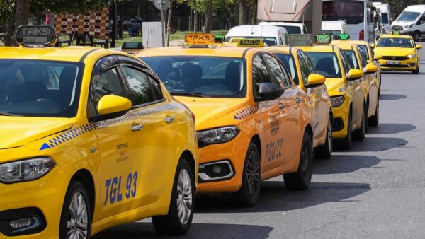 Bursa’da 23 taksi ve 543 servis plakalarının çalışma ruhsatları iptal edilecek