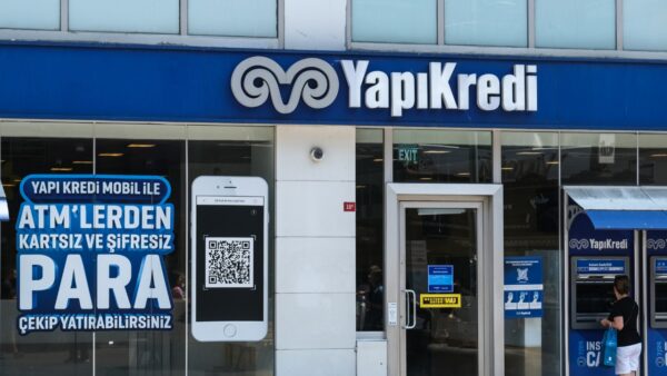Yapı Kredi’den kredi kartı kampanyası! Kart tanımlayan yeni müşterilere 3.000 TL nakit!