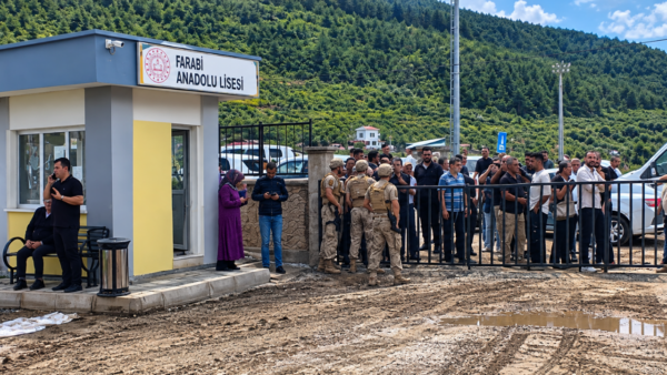 Osmaniye’de öğretmene silahlı saldırı: Hayatını kaybetti