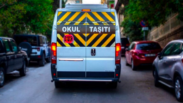 Özel okulların servis ücreti 200 bin lirayı buldu: Taksi daha ucuza geliyor