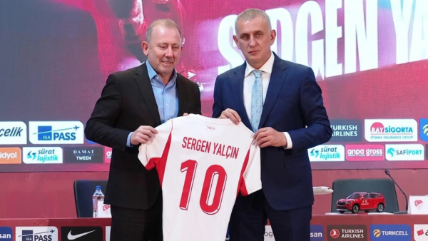 Sergen Yalçın imzayı attı: “Kariyerimin en önemli günlerinden biri”