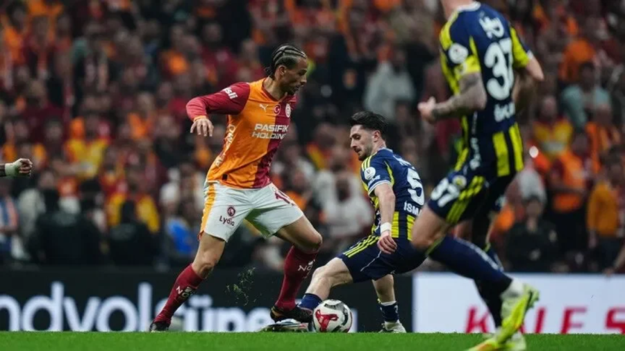 Galatasaray Fenerbahçe derbisinin VAR hakemi belli oldu