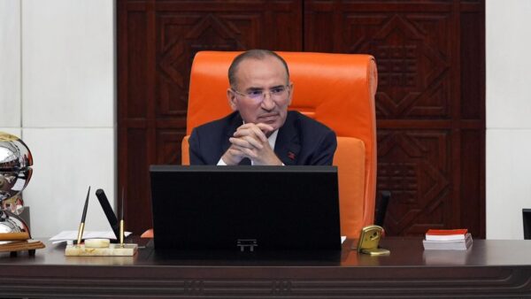 Bekir Bozdağ TBBM Başkan vekilliği görevinden istifa etti: İşte sebebi