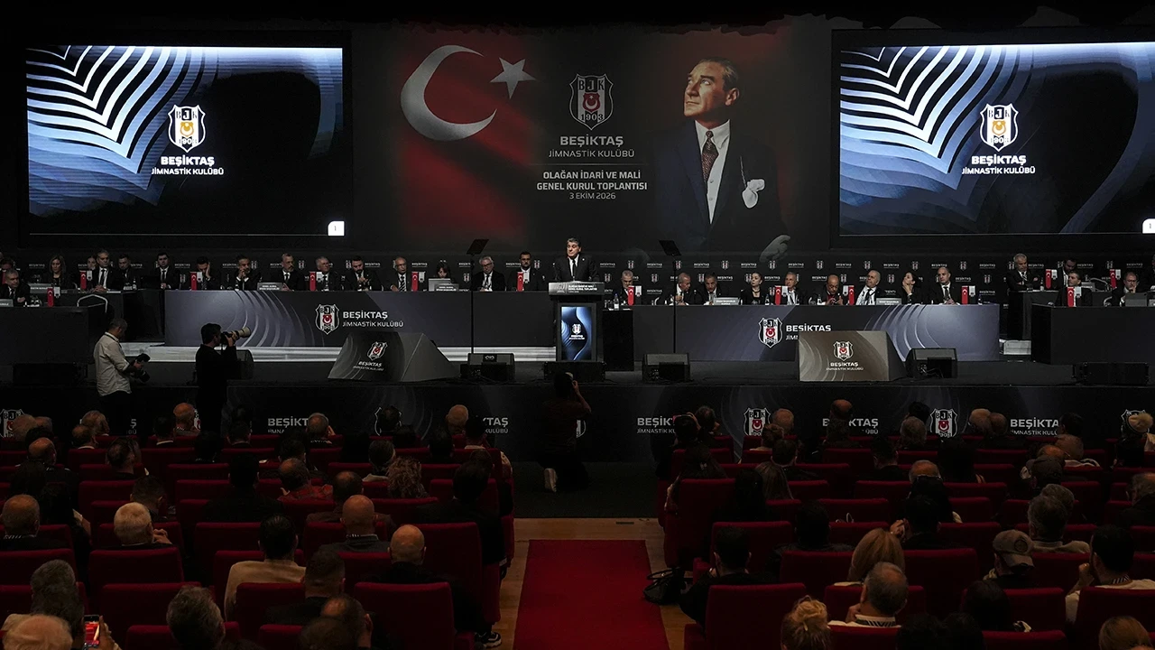 Beşiktaş’ın güncel borcu ne kadar? Beşiktaşlı yetkili açıkladı