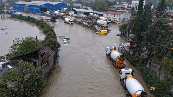 İstanbul’daki selde can kaybı 3’e yükseldi
