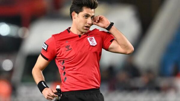 Hakem Mehmet Türkmen’e UEFA’dan görev